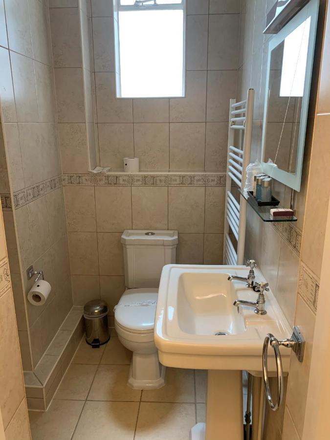 Peregrine House Guest house Canterbury
