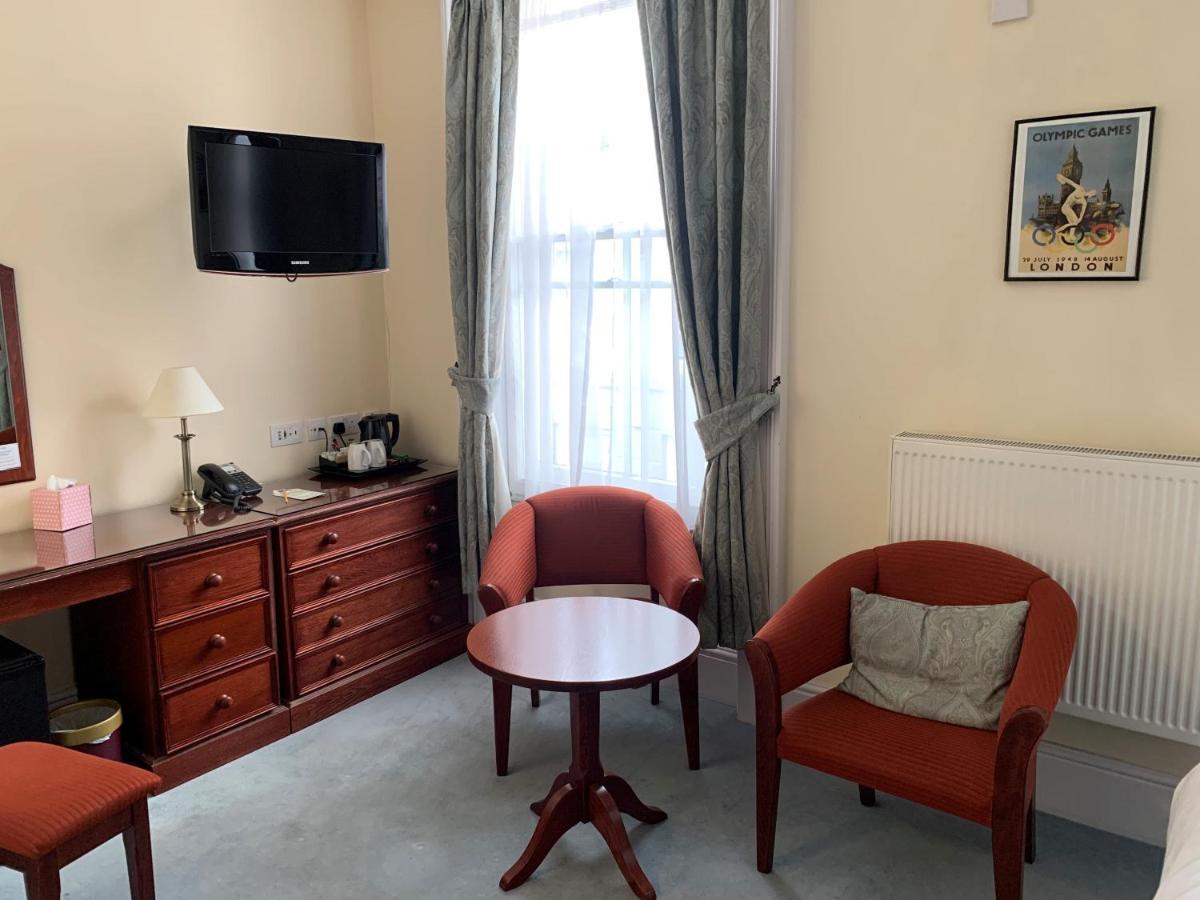 Guest house Peregrine House 4*