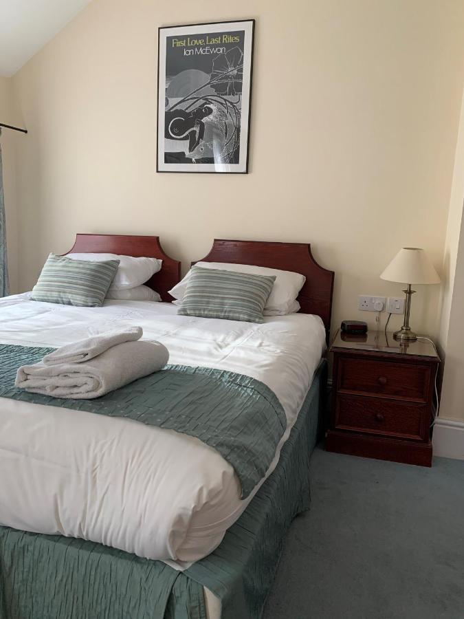 Peregrine House Guest house