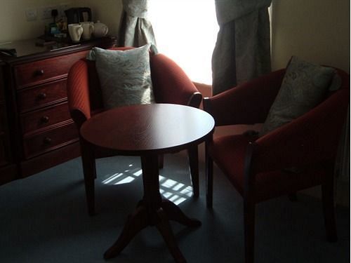 Peregrine House Guest house