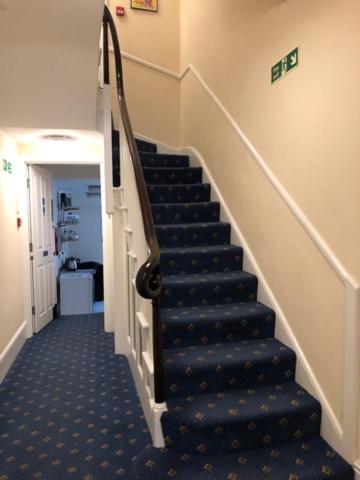 Peregrine House Guest house