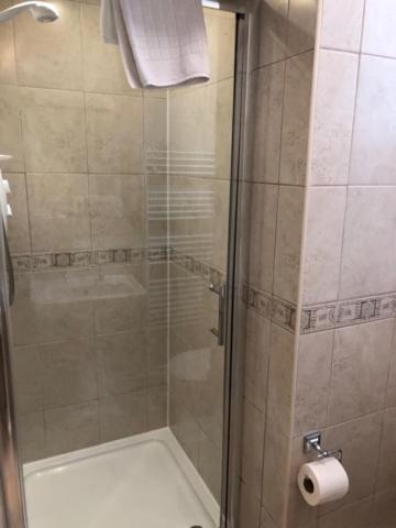 Peregrine House 4* Canterbury