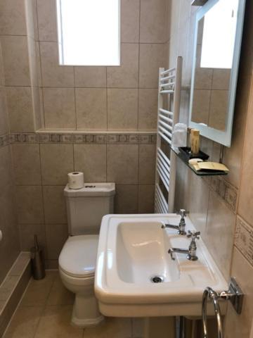 Peregrine House Affittacamere 4*